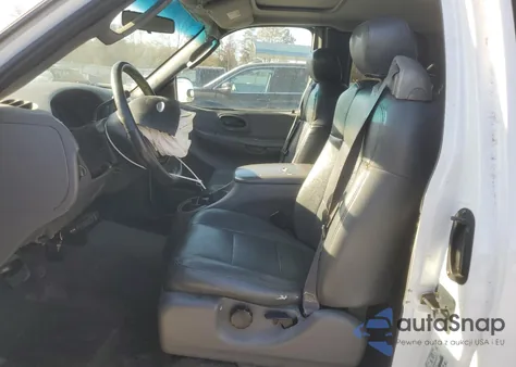 2002 Ford F150 из США, поврежденный, VIN 1FTRX17W32NC07183